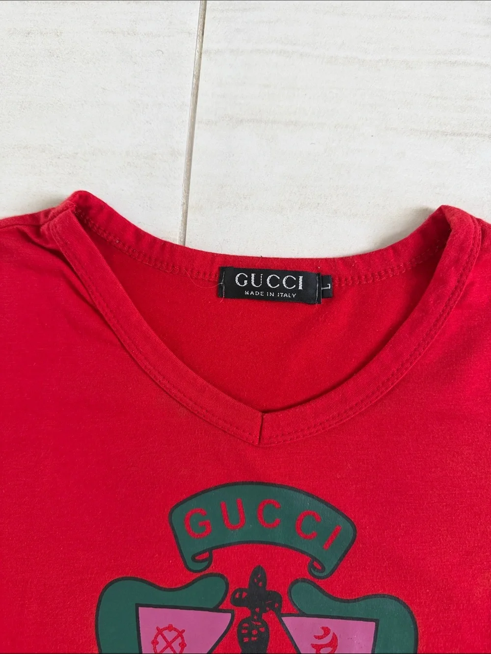 Gucci Red Short-Sleeve Tee with Green Logo Crest
